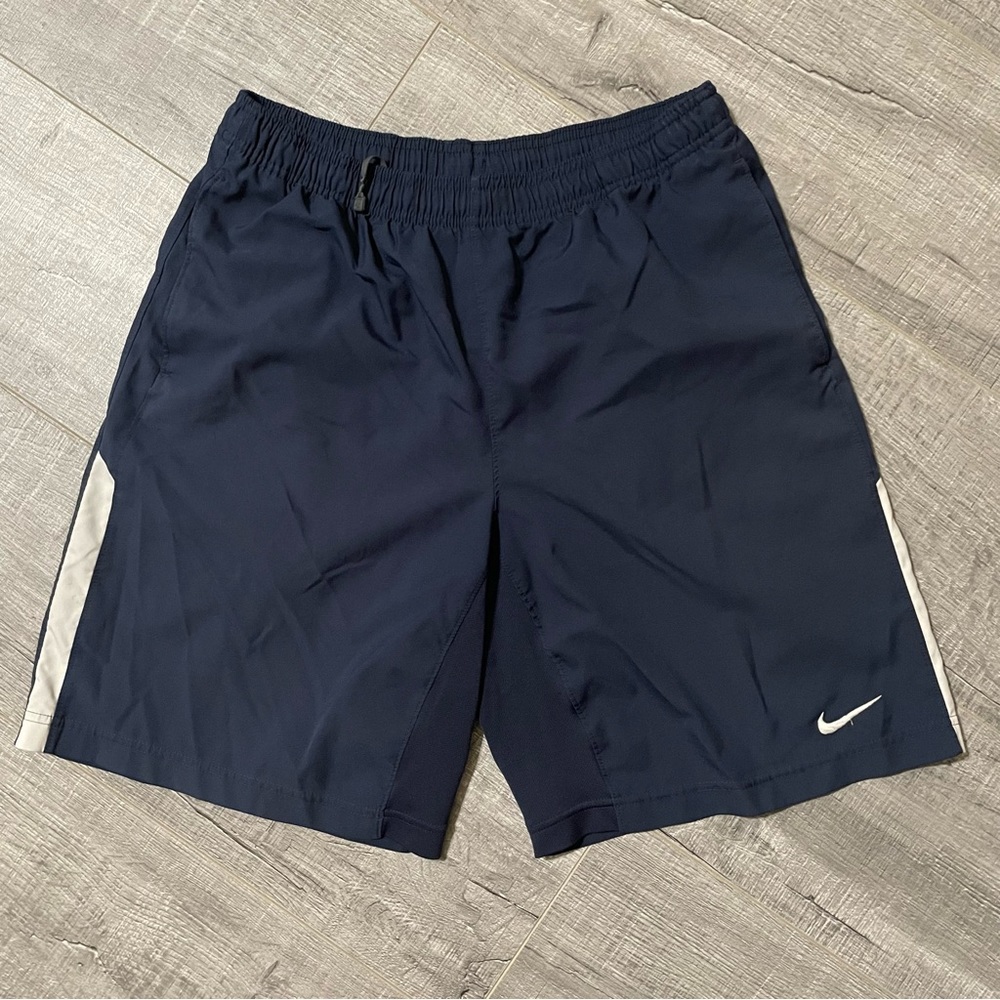 Nike dri fit athletic shorts size medium